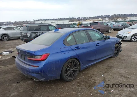 2021 BMW 330I xDrive z USA, uszkodzony, nr VIN 3MW5R7J01M8C14751